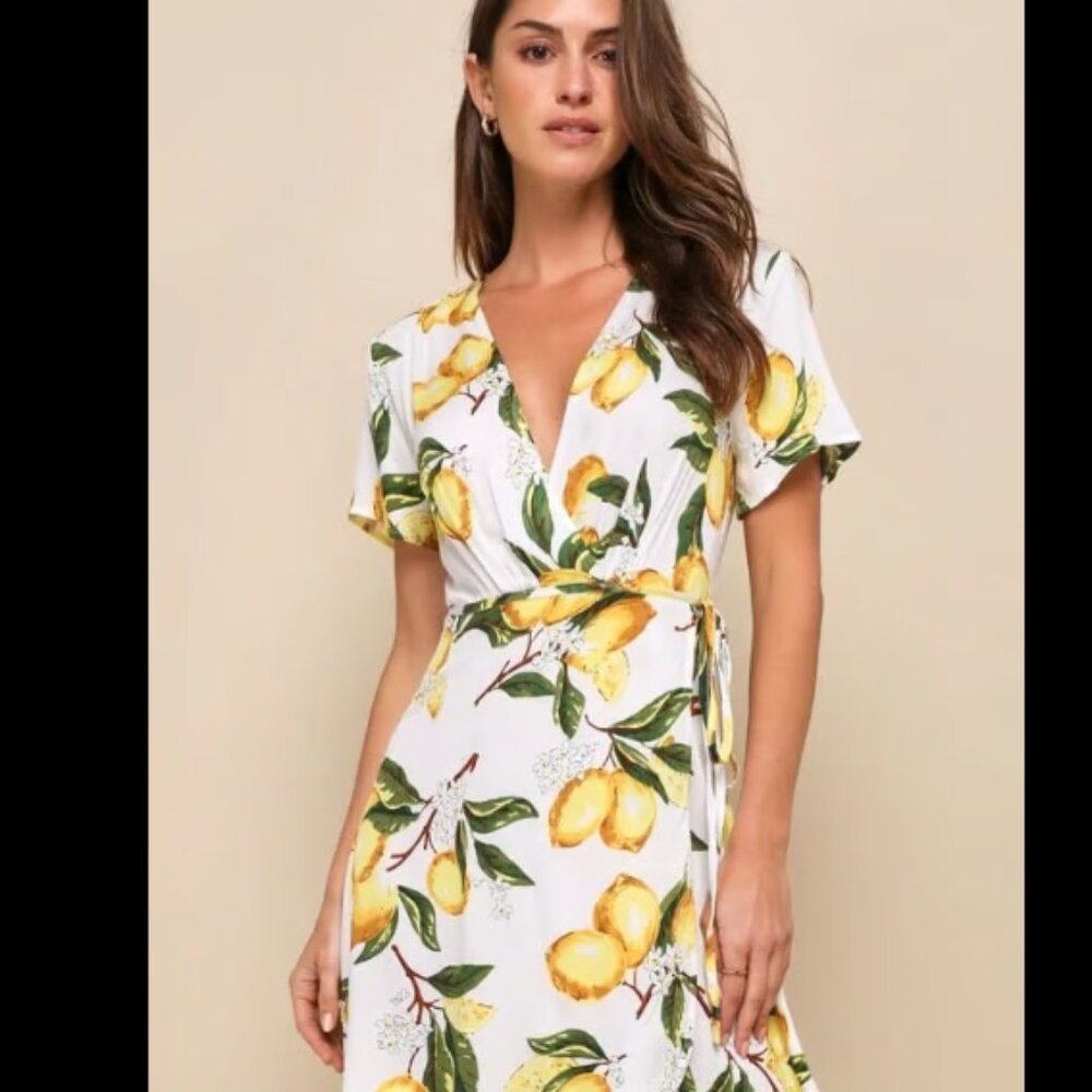NWT Lulu's A La Tart White and Yellow Lemon Print Wrap Dress